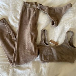 Skims “Terry” set